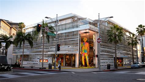 yellow brick road louis vuitton|Louis Vuitton Unveils Yellow Brick Road on Rodeo Drive.